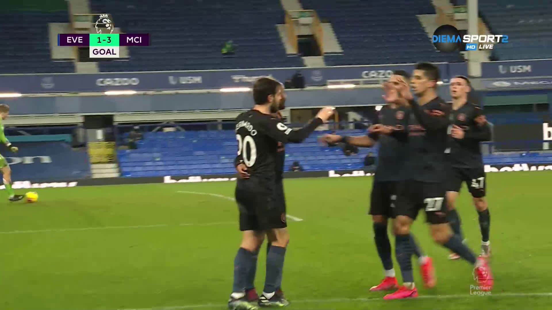 Бернардо препарира Евертън - 3:1 за Сити!