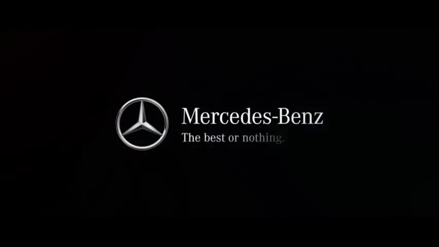 Танцуваща кокошка в реклама на Mercedes