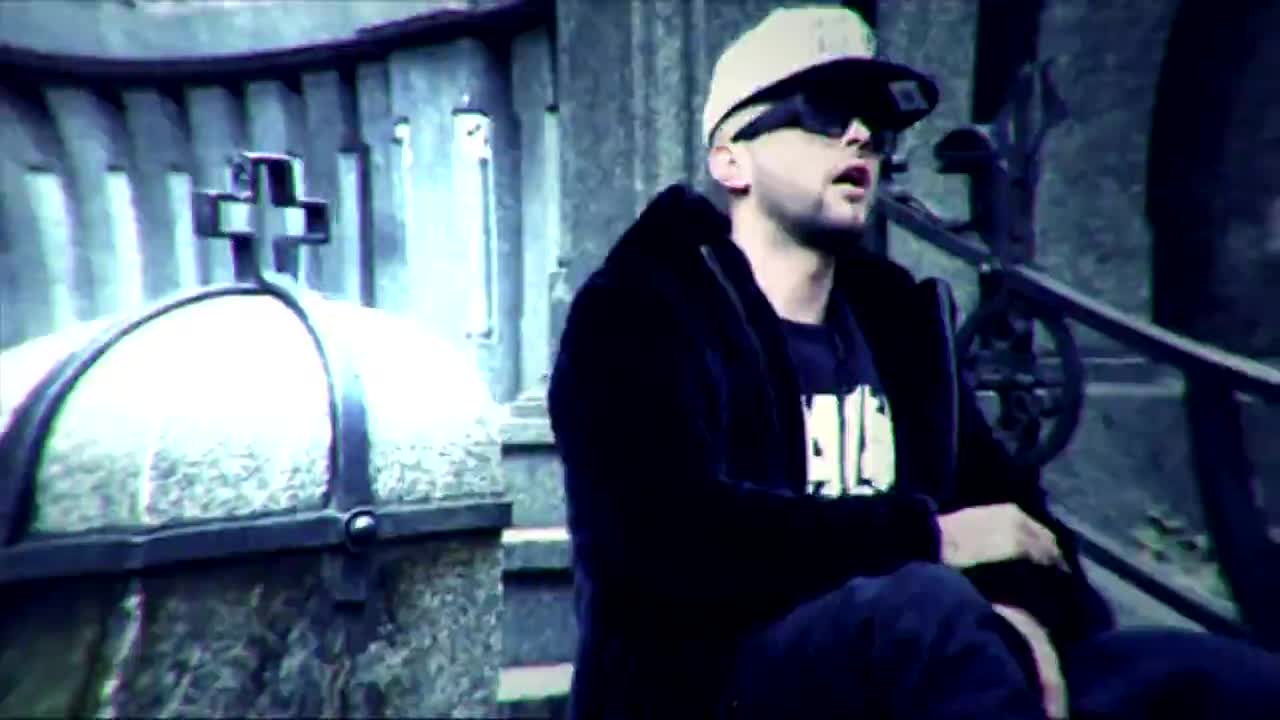 Dee - I dont give a fuck