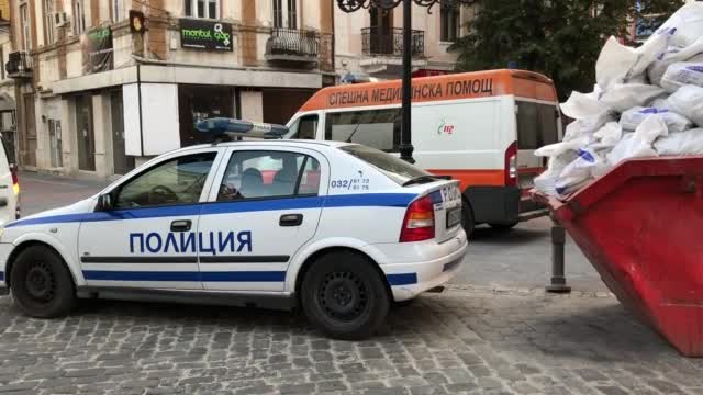 Горя клон на банка на главната улица в Пловдив