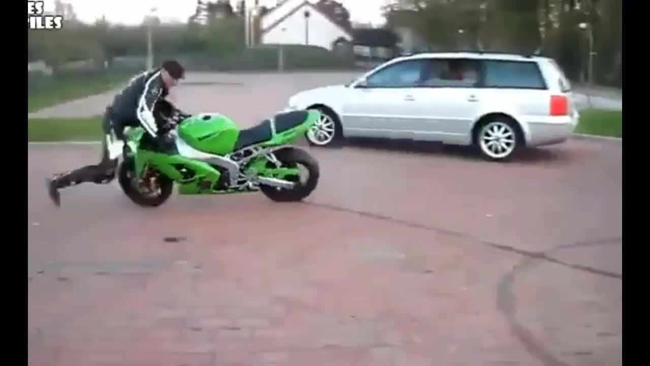 Тоя пич не е добре...