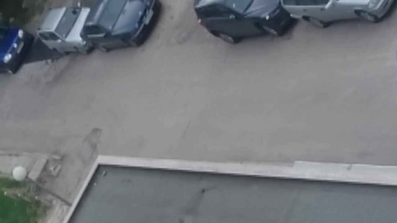 Абсурден "ремонт" на улица