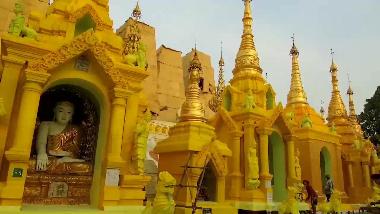 Шуедагон пагода - златният храм ("Без багаж" еп.170 трейлър).