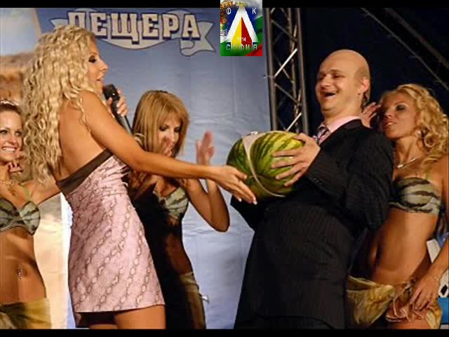 Андреа стана Мис Диня 2009 Гледайте Ще се спукате от смях :d