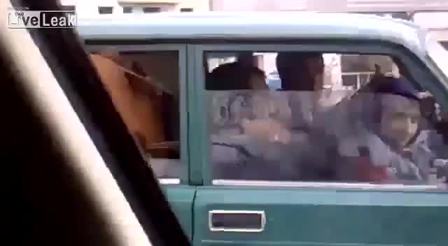 Смях ... Същевременно в Русия ето какво може да се види по улиците !!!
