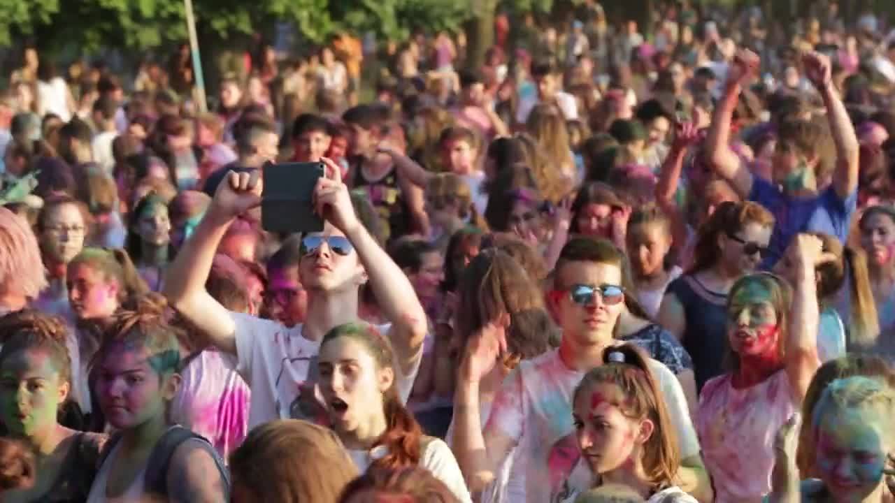 Младежки фестивал „Музика и цветове“ в Русе