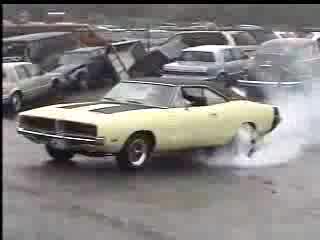 Dodge Charger Пали Гуми