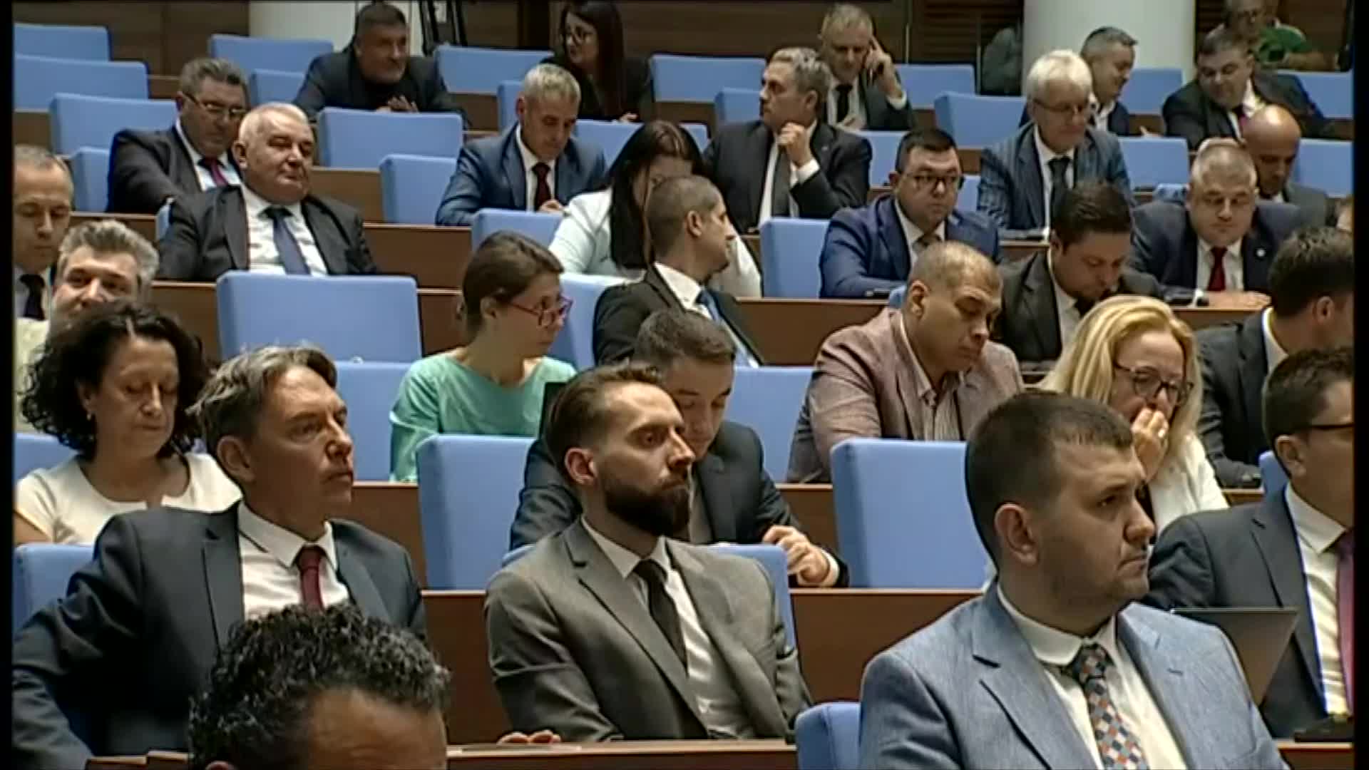 ДБ: Създадохме с напрегнат компромис кабинет, за да възстановим парламентарната република