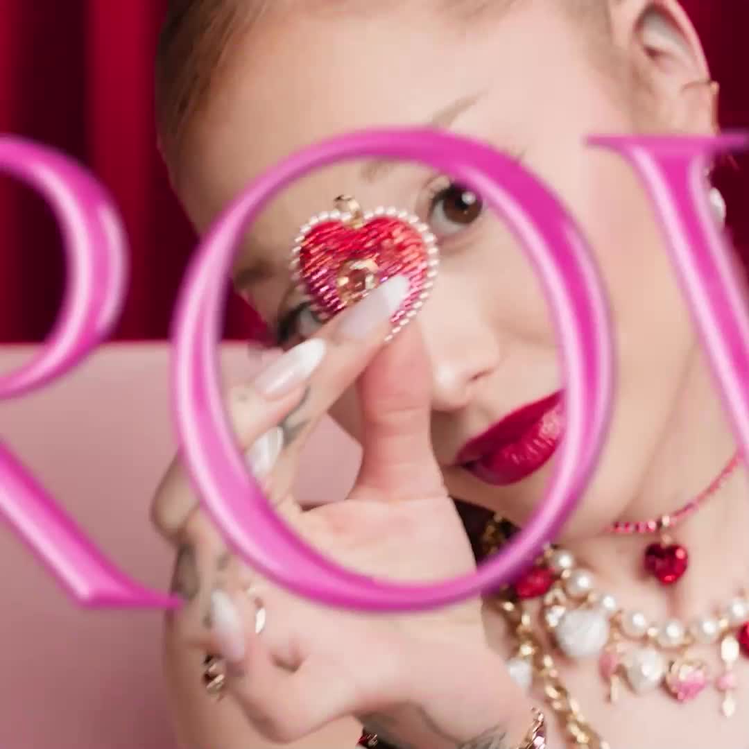 SWAROVSKI