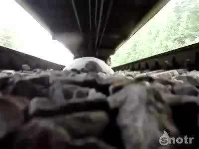 Този не е добре с главата! 