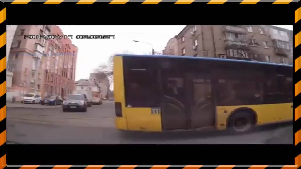Компилация от автомобилни катастрофи №2