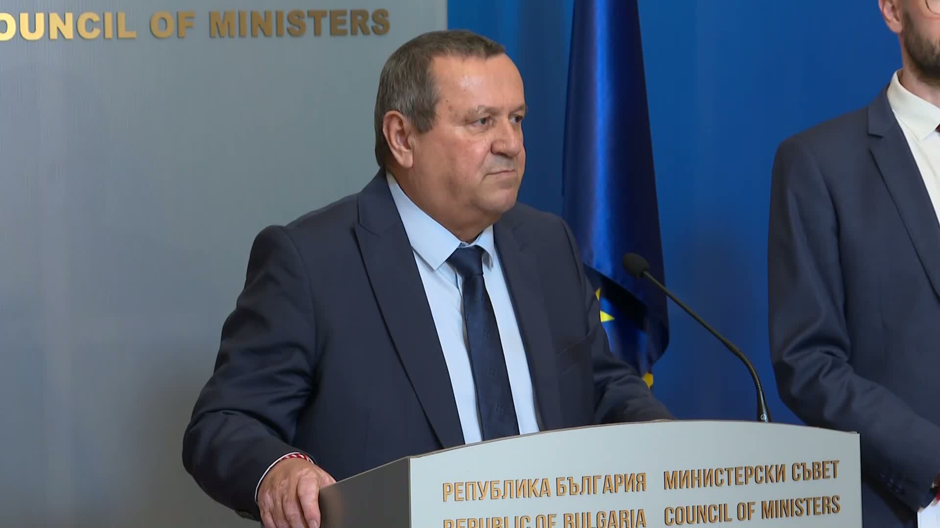 Гюров: 1,6 млн. пенсионери ще получат по 20 или 50 евро великденски добавки