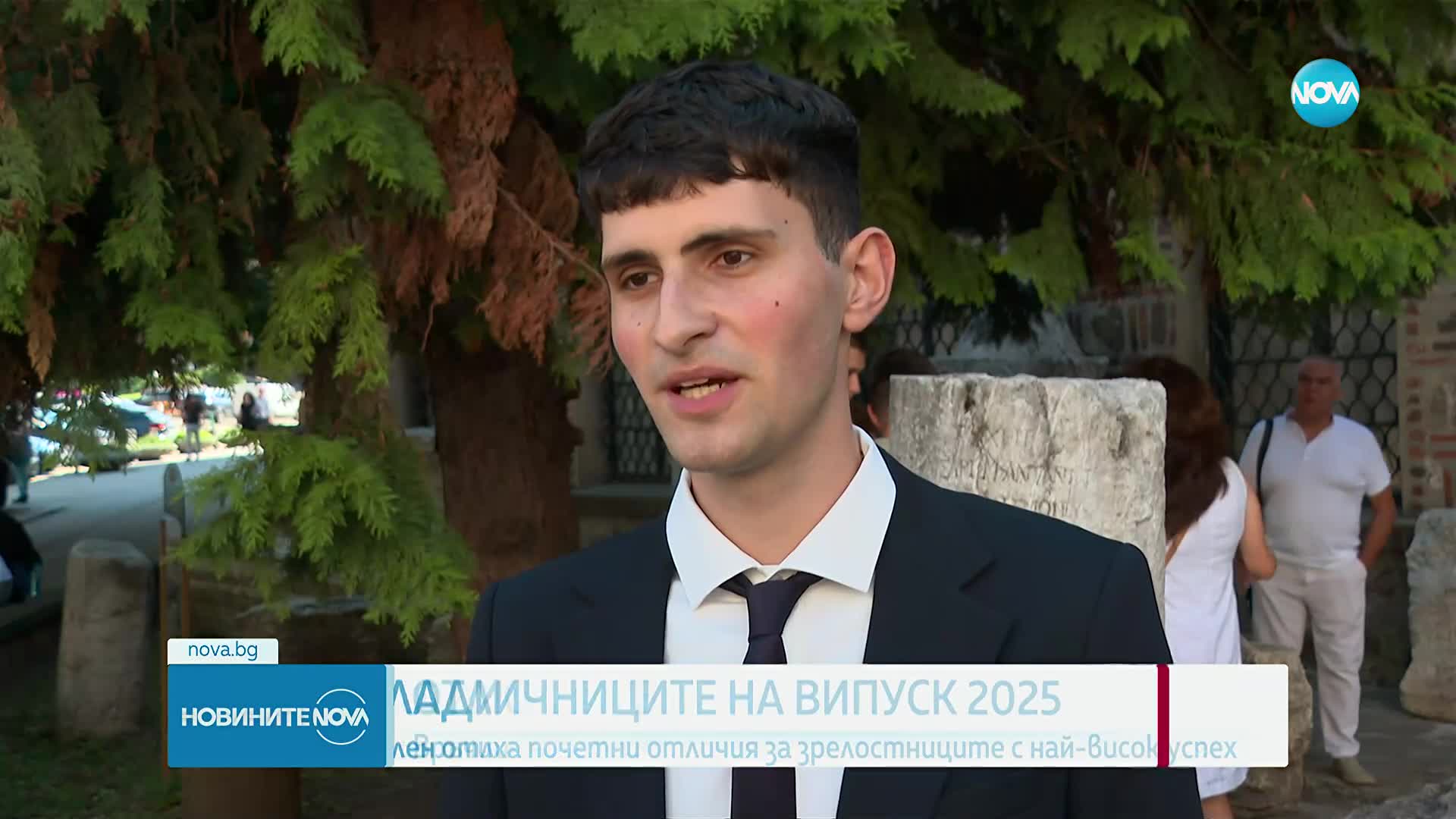 145-има са пълните отличници на випуск 2025