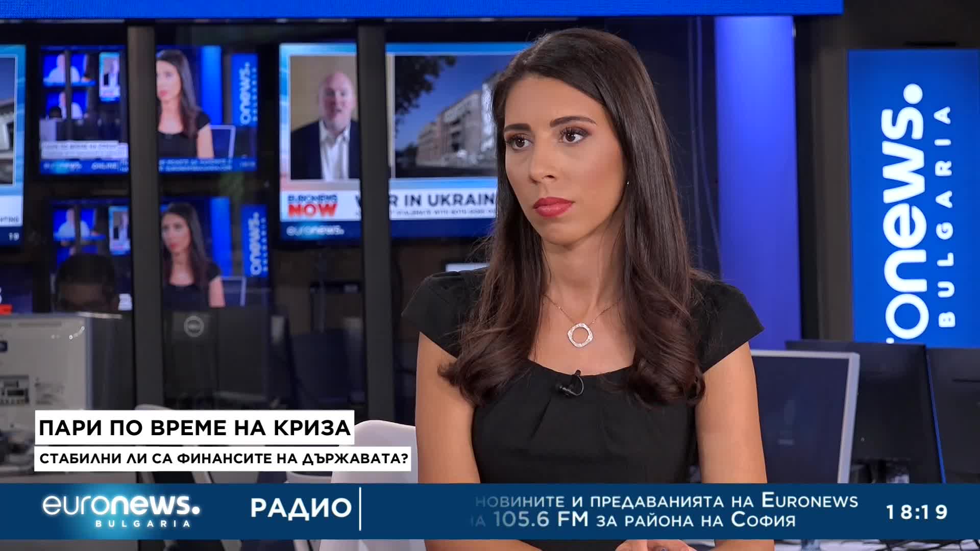 Финансист: Недостигът на работна ръка увеличава заплатите и те компенсират инфлацията