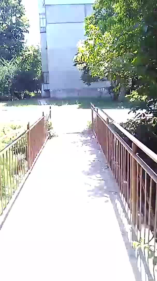 Мостче, което води до никъде!