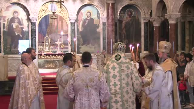 Патриарх Неофит отслужи литургия за Петдесетница
