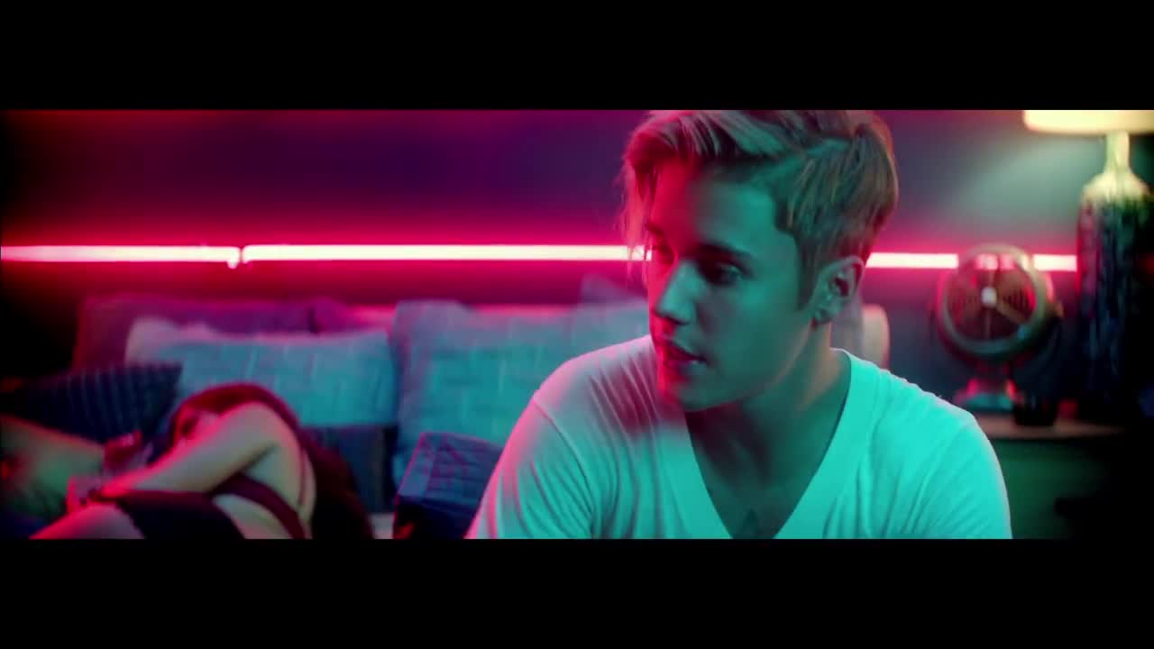   Превод! Justin Bieber - What Do You Mean ( Официално видео )