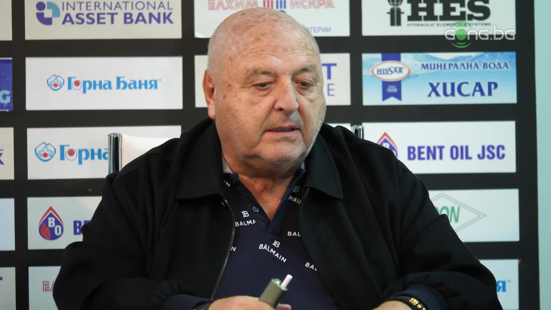 Славия представи Ратко Достанич