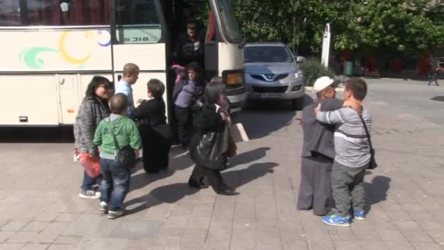 Малките хора: Дискриминират ни