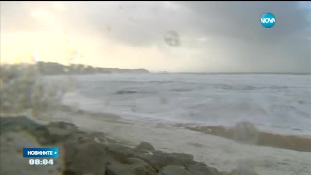 Мощна буря предизвика бедствие на Острова