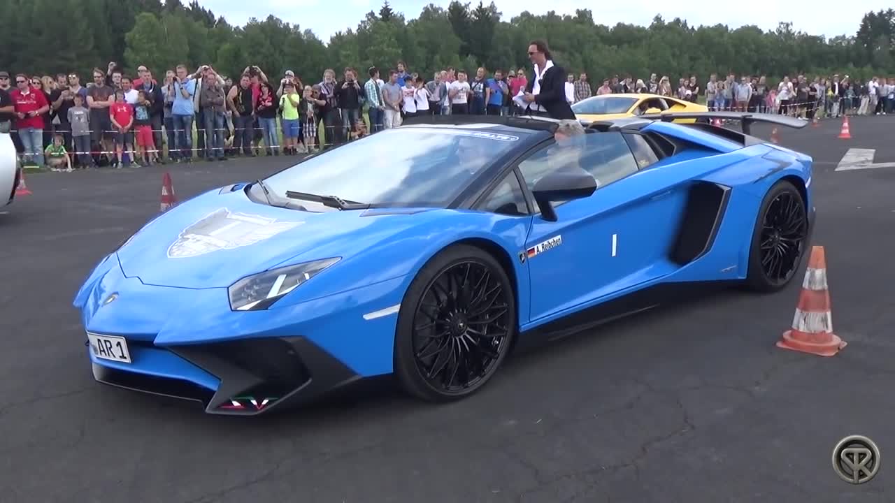 Оператор - идиот едва не бе прегазен от Lamborghini Aventador Lp750 Sv
