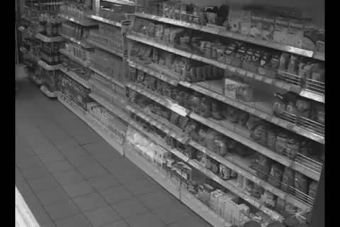 Женски бой за един продукт Смях!
