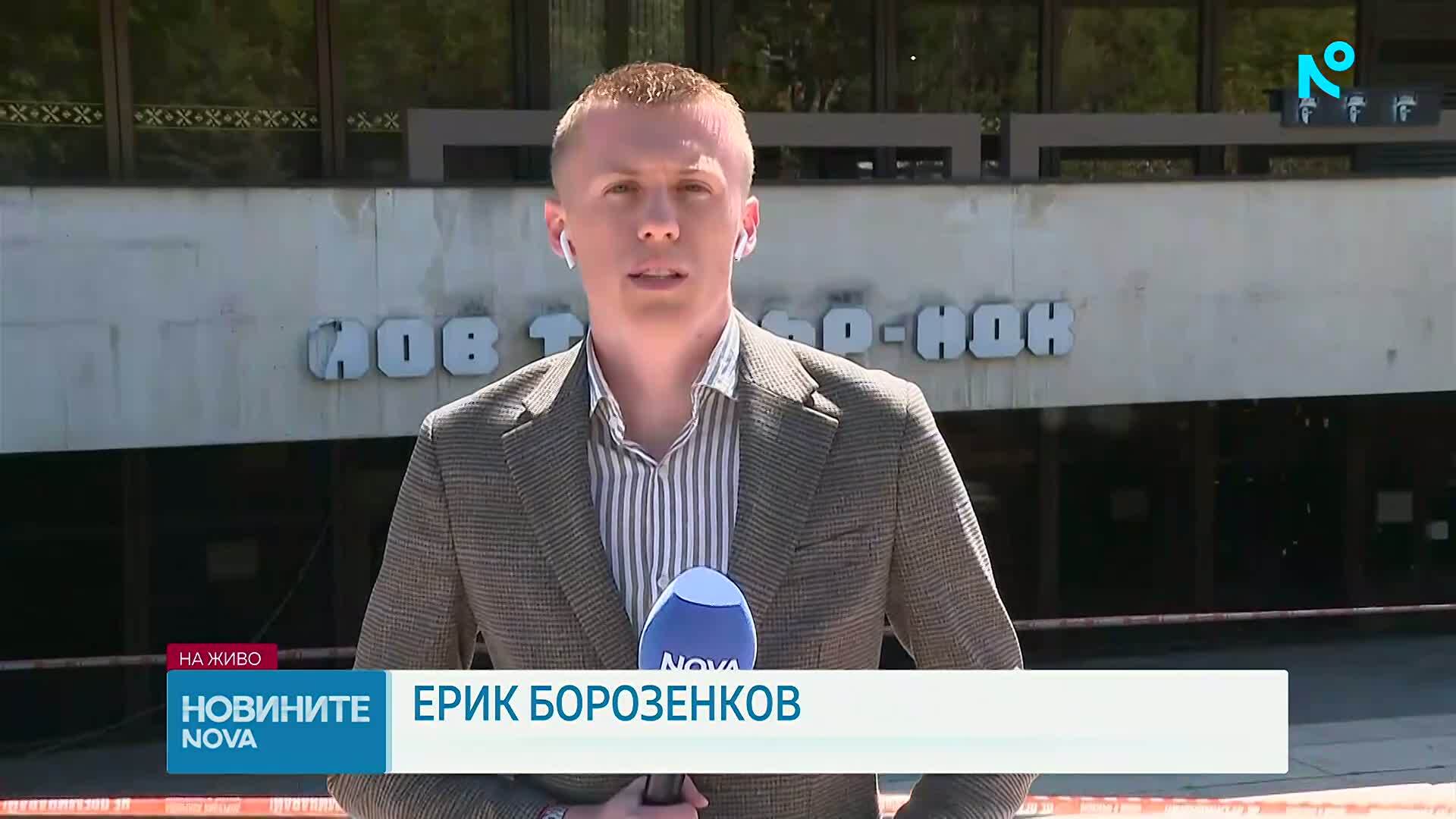 Оперираха 14-годишното момче, паднало от тераса на НДК