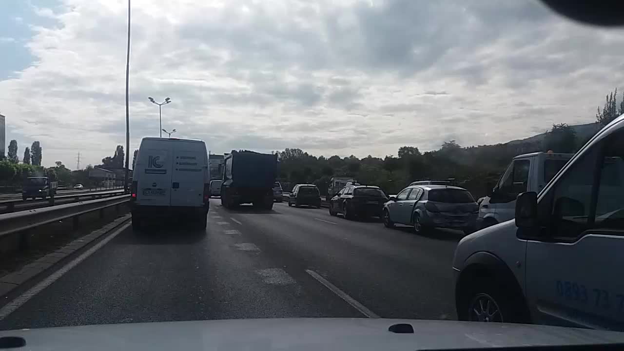 Верижна катастрофа между "Бояна" и "Драгалевци"