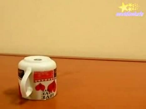 Много Злобен Номер За Колегата В Офиса!