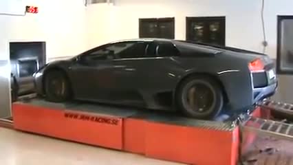 Lamborghini Murcielago на тест! Пълна газ за около 19 секунди гръмотевици и огън през ауспусите!