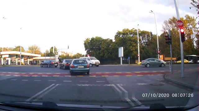 "Моята новина": Смело на червено