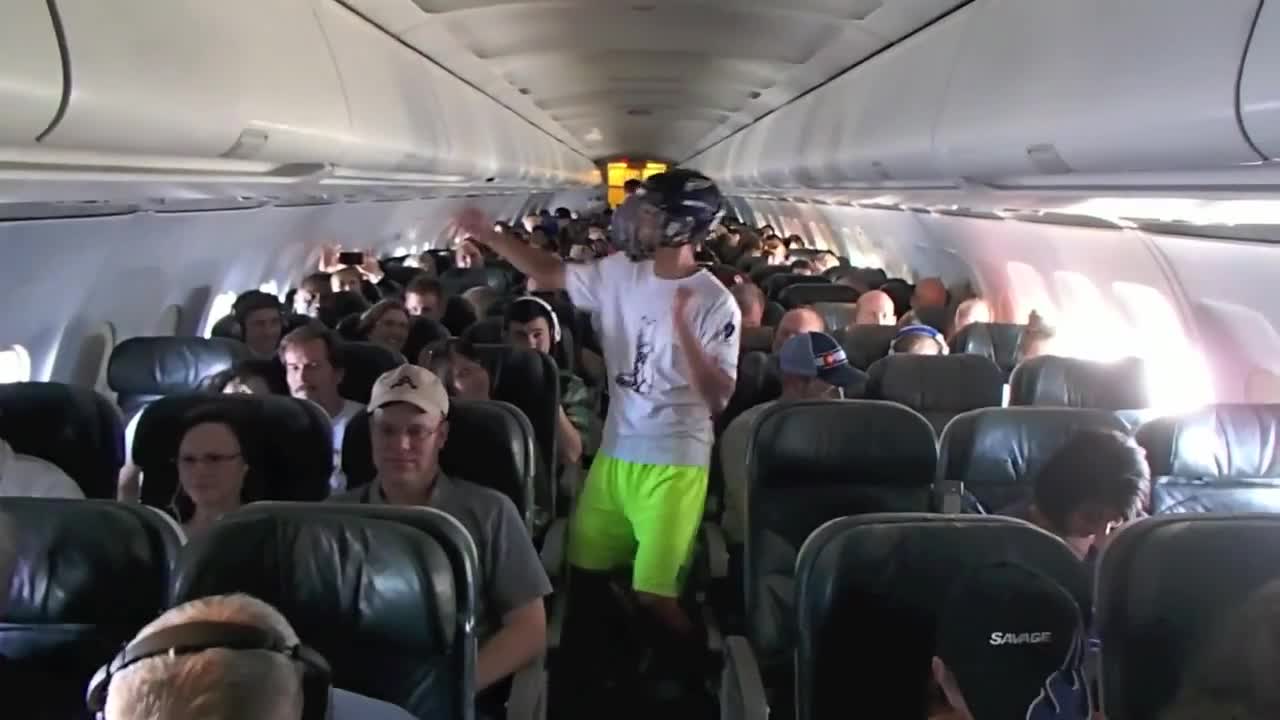 Harlem Shake В Самолета !