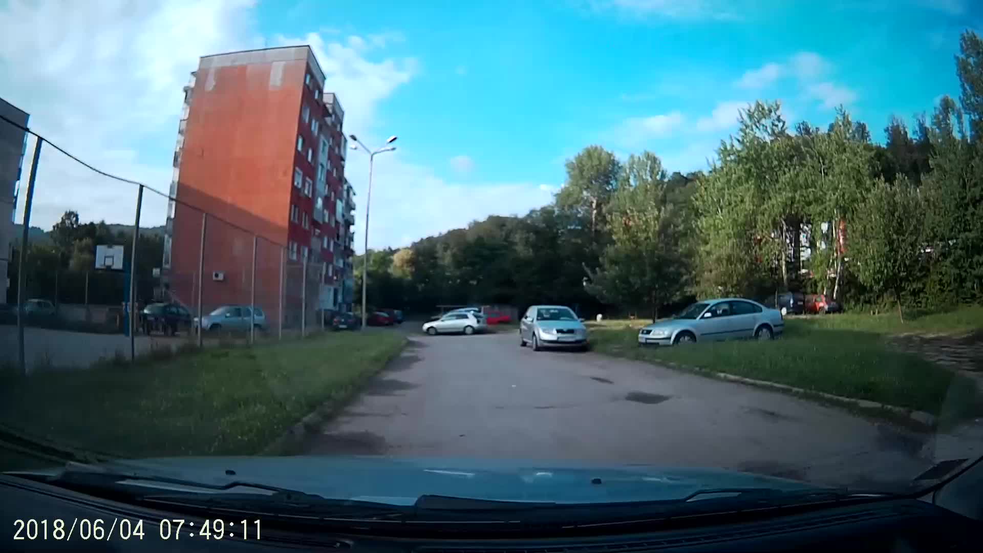Разбит път в Габрово