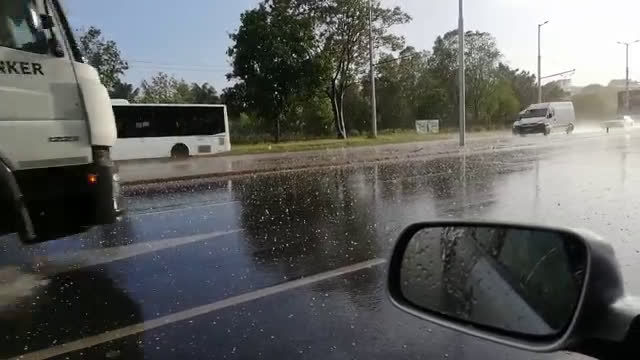 "Моята новина": Градушка в Пловдив