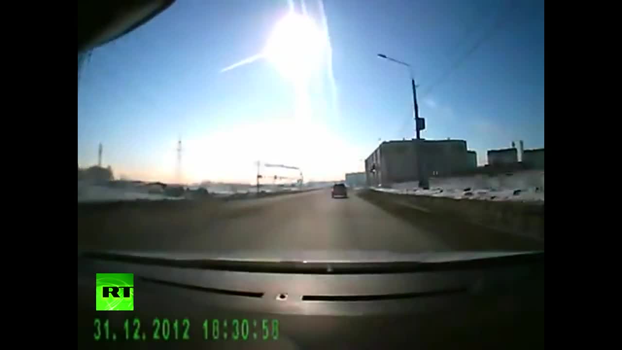 Метеорит падна в Русия 15.02.2013
