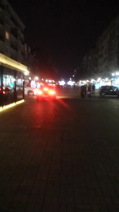 Шофиране в пешеходната част на бул. "Витоша"