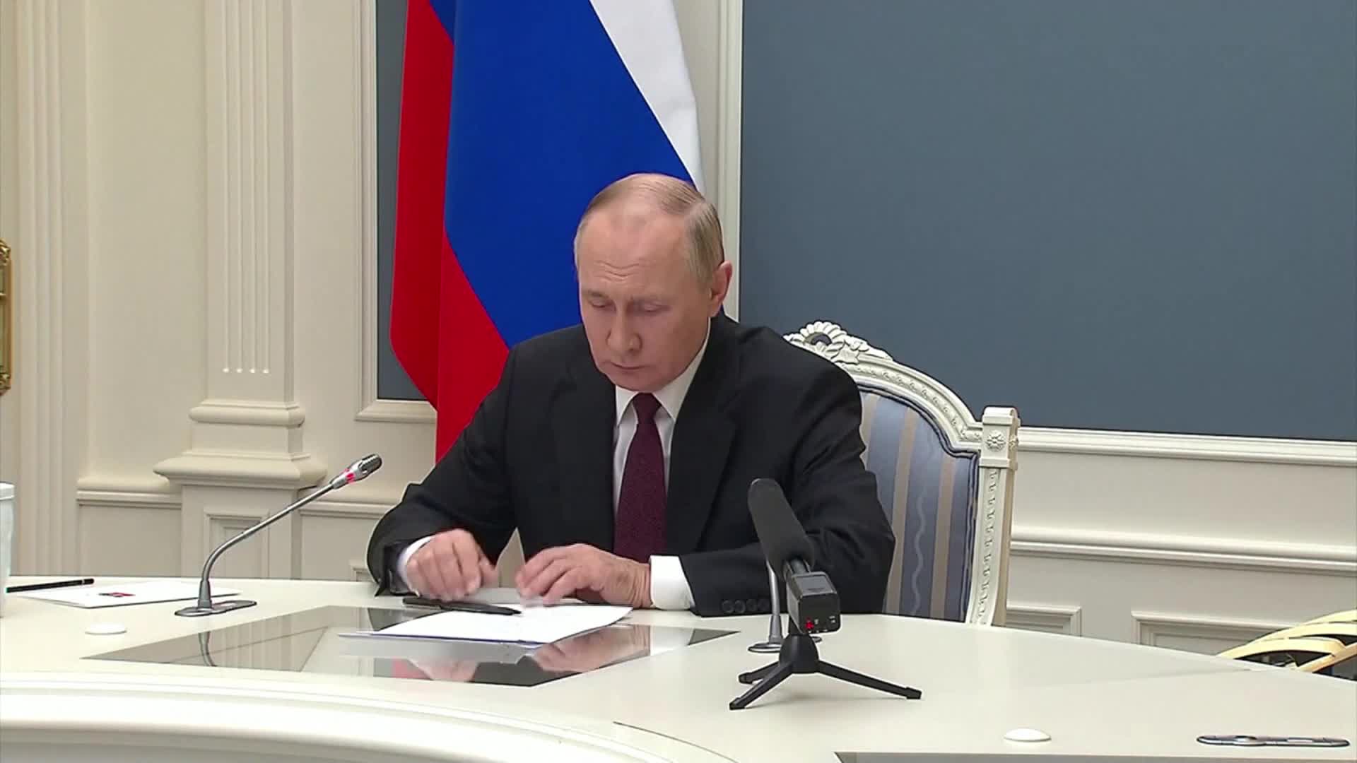 Путин лично наблюдава учения на руските ядрени сили