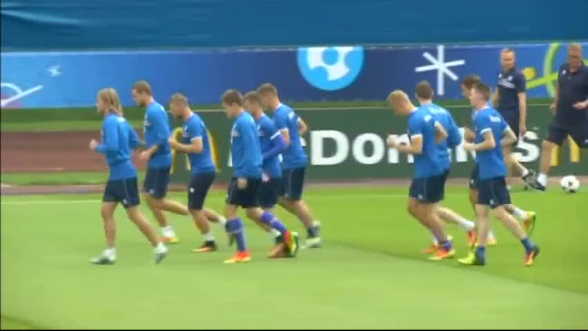 Исландия се готви за „най-големия“ мач в историята си