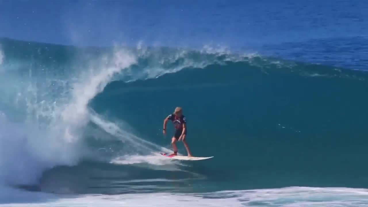 Най-хубавите вълни през тази зима зарадваха сърфистите на Volcom Pipe Pro