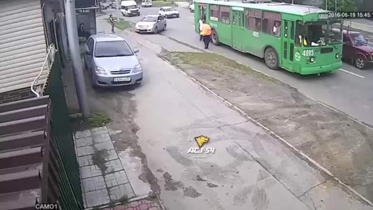 Бой между двама тролейбусни шофьори