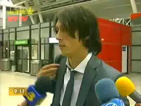 Посрещнаха Левски с "Вие сте срам за България" 28.08.2008