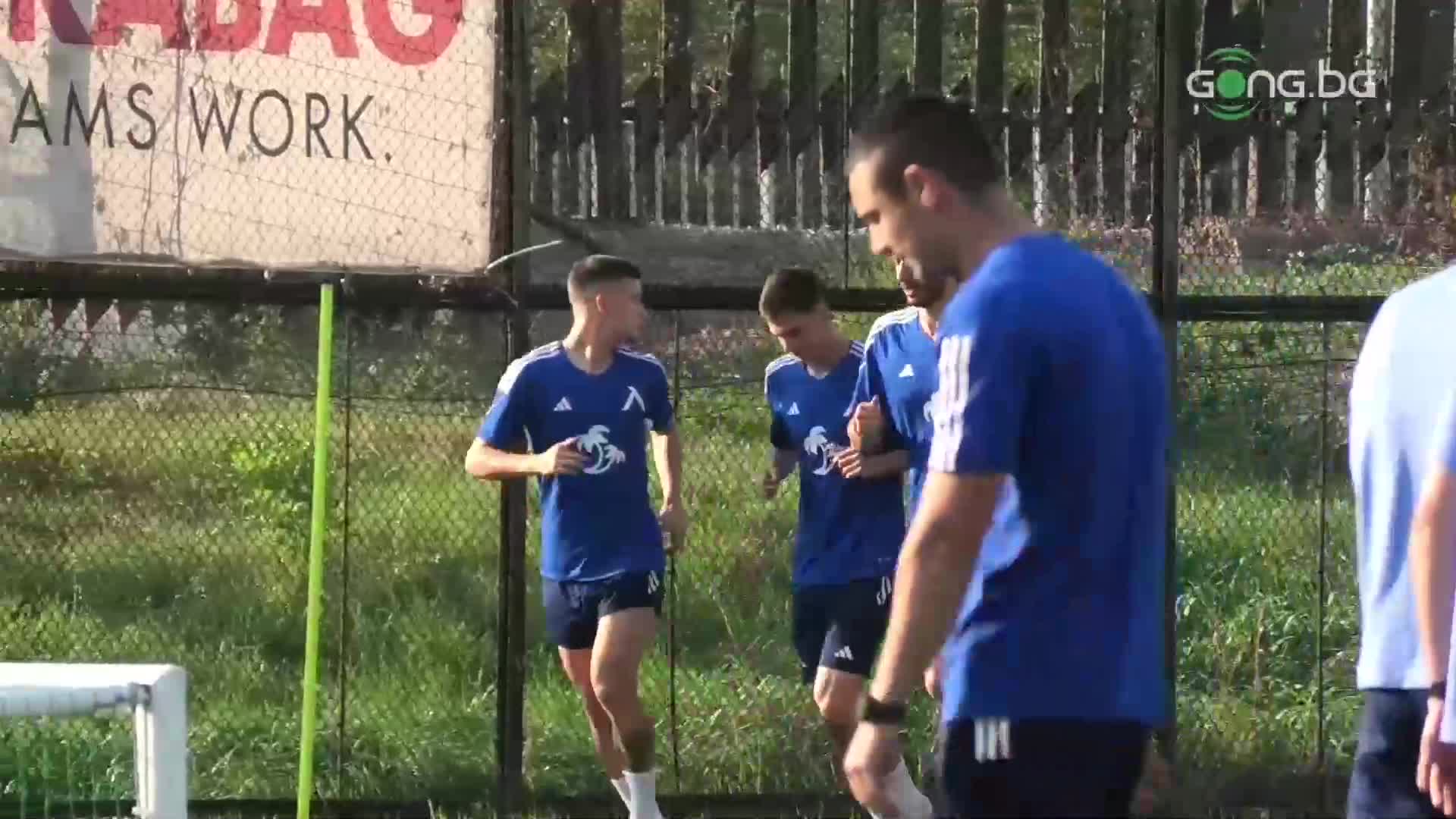 Левски тренира преди мача с Апоел Беер Шева, включиха се и юношите до 17 години