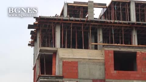 Работници на строеж откриха издирван мъж в Благоевград