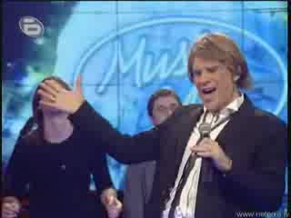 Music Idol Васил Найденов пее на Малкия Концерт :)