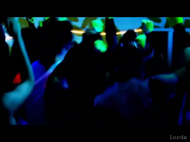 Black Eyed Peas - I Gotta Feeling ( Високо Качество )