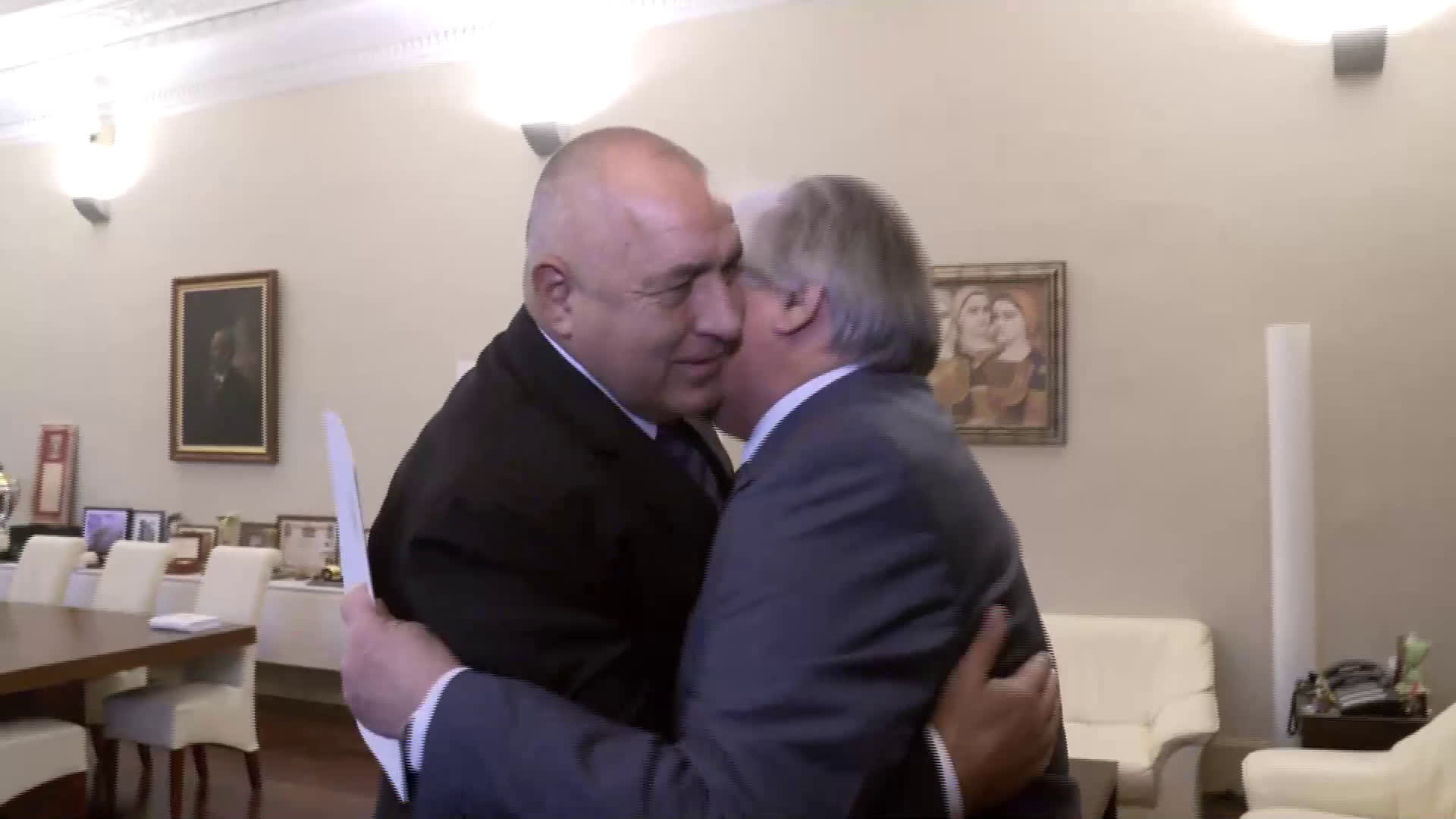 Бойко Борисов се срещна с руския посланик Анатолий Макаров