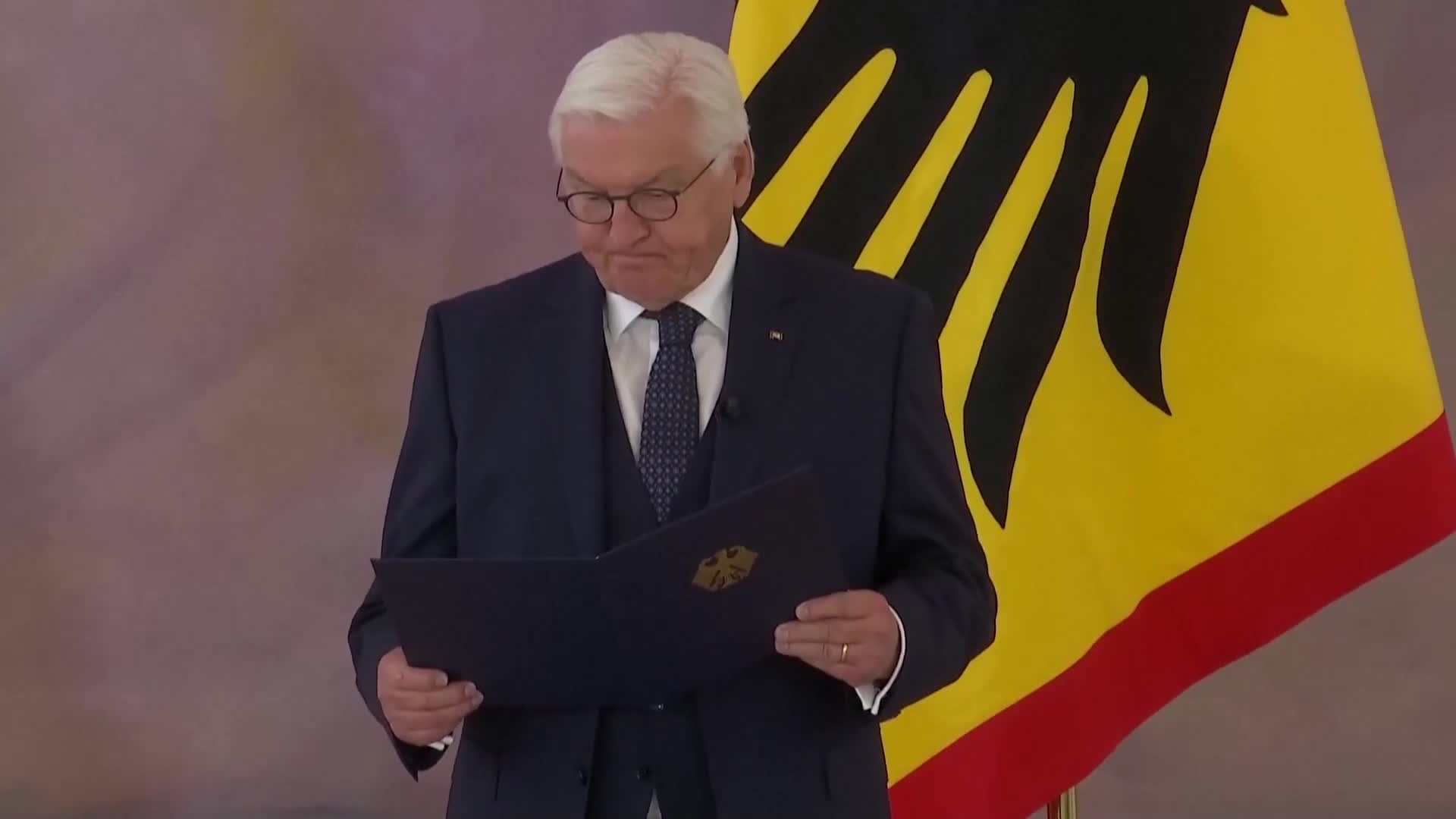 Германия има ново правителство под ръководството на канцлера Фридрих Мерц