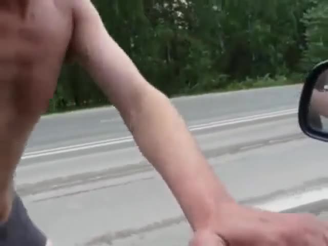 Този сигурно е руснак :дд