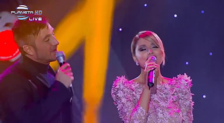 New! - Giorgos Giasemis, Цветелина Янева и Константин - Gia Poia Agapi Mou Milas / До безумие