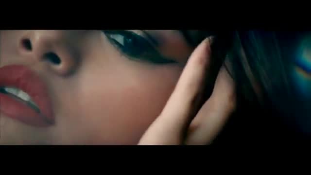 П Р Е М И Е Р А !! Selena Gomez - Come and Get It | Официално видео |